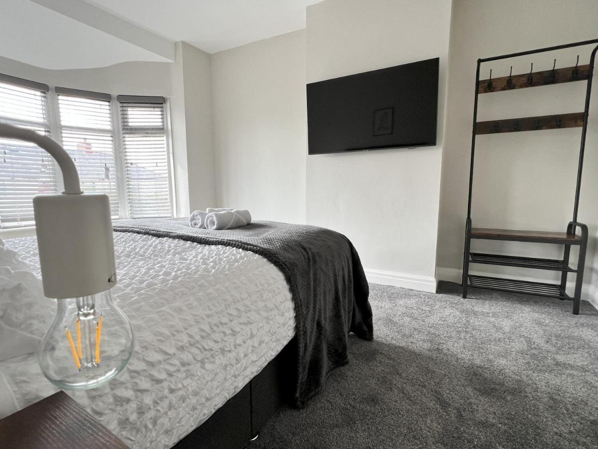 Kim Family Holiday Get-Away 4 Bedrooms 2 Baths 블랙풀 외부 사진