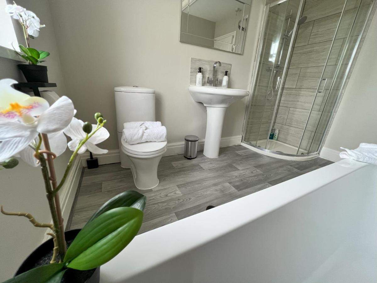 Kim Family Holiday Get-Away 4 Bedrooms 2 Baths 블랙풀 외부 사진